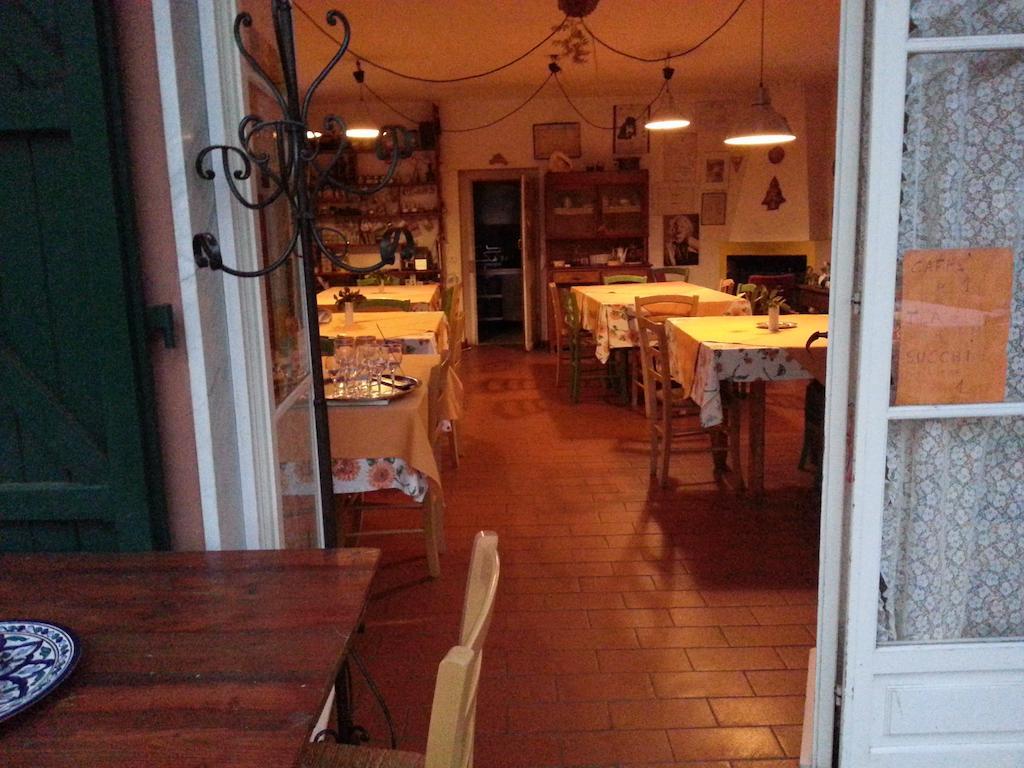 Agriturismo "La Rosa Canina" Bed and Breakfast Lerici Eksteriør billede