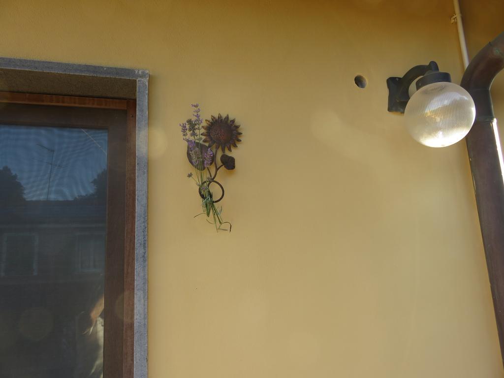 Agriturismo "La Rosa Canina" Bed and Breakfast Lerici Eksteriør billede