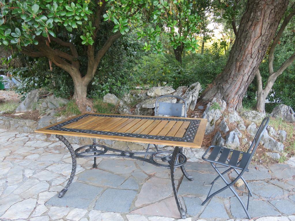 Agriturismo "La Rosa Canina" Bed and Breakfast Lerici Eksteriør billede